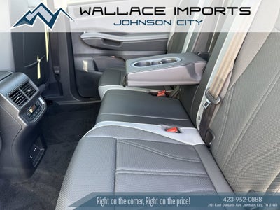 2027 Volkswagen Atlas 2.0T SE w/ Technology