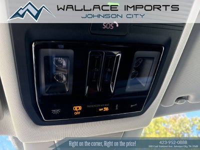 2027 Volkswagen Atlas 2.0T SE w/ Technology
