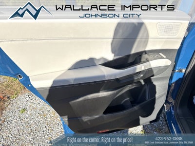 2027 Volkswagen Atlas 2.0T SE w/ Technology