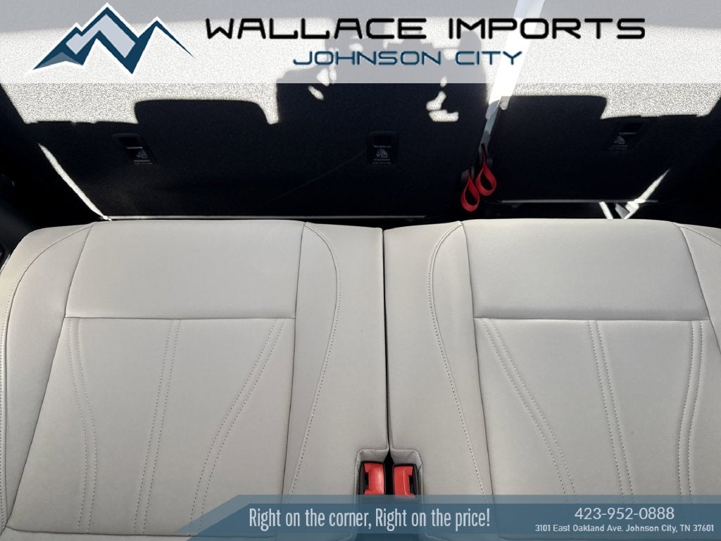 2027 Volkswagen Atlas 2.0T SE w/ Technology