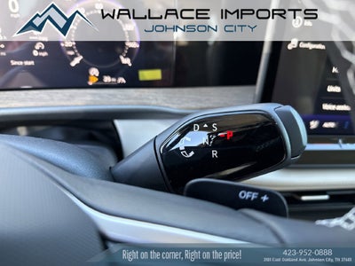 2027 Volkswagen Atlas 2.0T SE w/ Technology