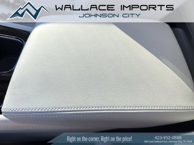 2027 Volkswagen Atlas 2.0T SE w/ Technology