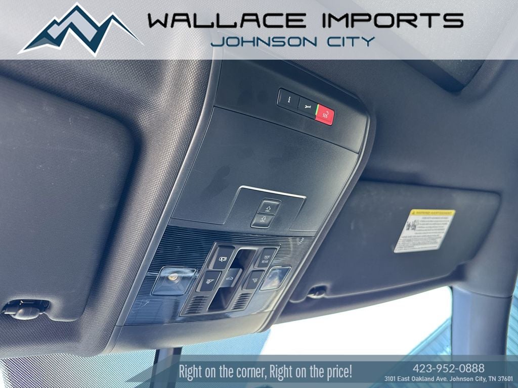2022 Volkswagen Atlas Cross Sport 2.0T SE w/Technology