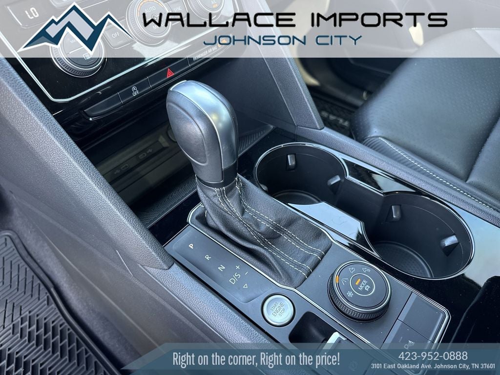 2022 Volkswagen Atlas Cross Sport 2.0T SE w/Technology