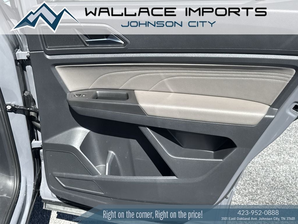 2022 Volkswagen Atlas Cross Sport 2.0T SE w/Technology