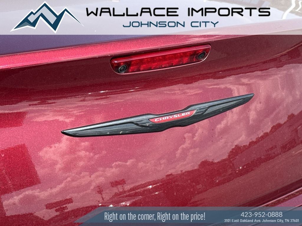 2023 Chrysler 300 S