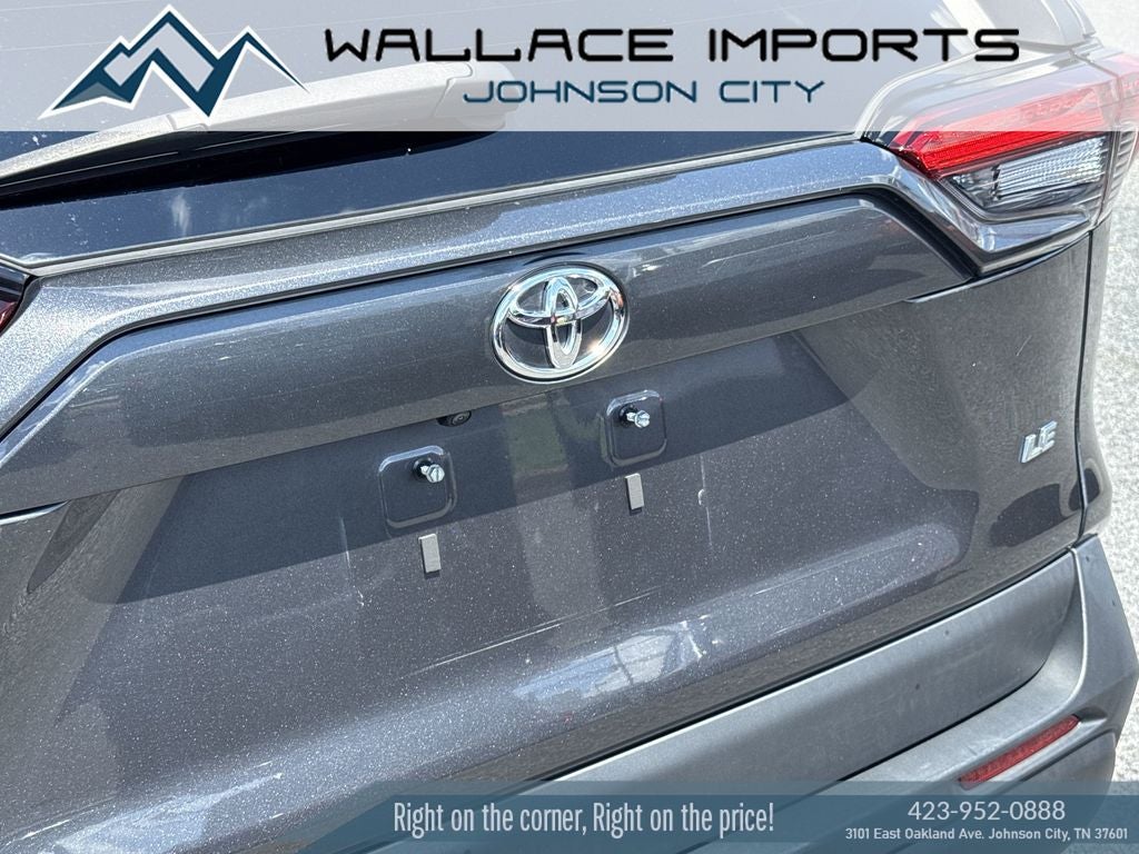 2023 Toyota RAV4 LE
