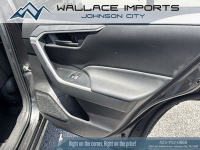 2023 Toyota RAV4 LE