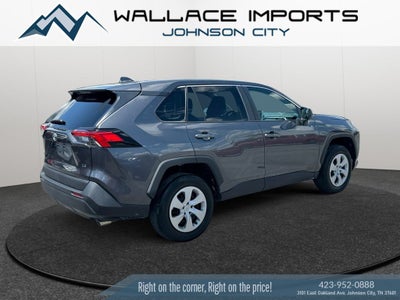 2023 Toyota RAV4 LE