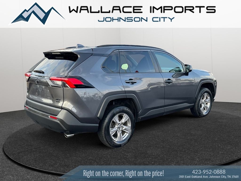 2022 Toyota RAV4 XLE