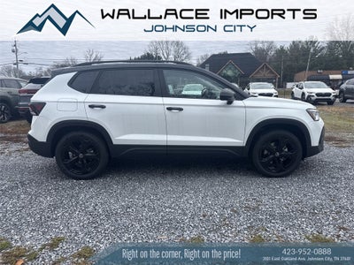 2026 Volkswagen Taos 1.5T SE Black