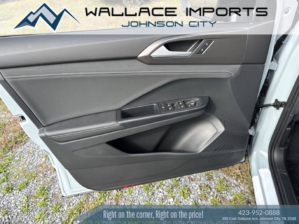 2027 Volkswagen Taos 1.5T SE