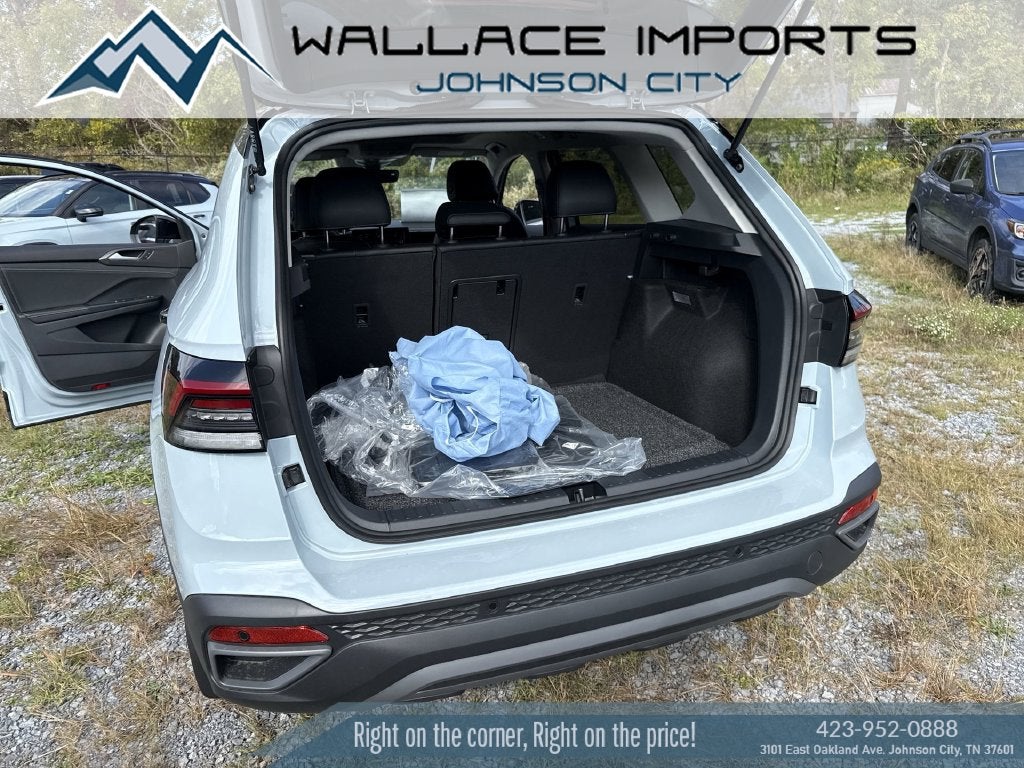 2027 Volkswagen Taos 1.5T SE