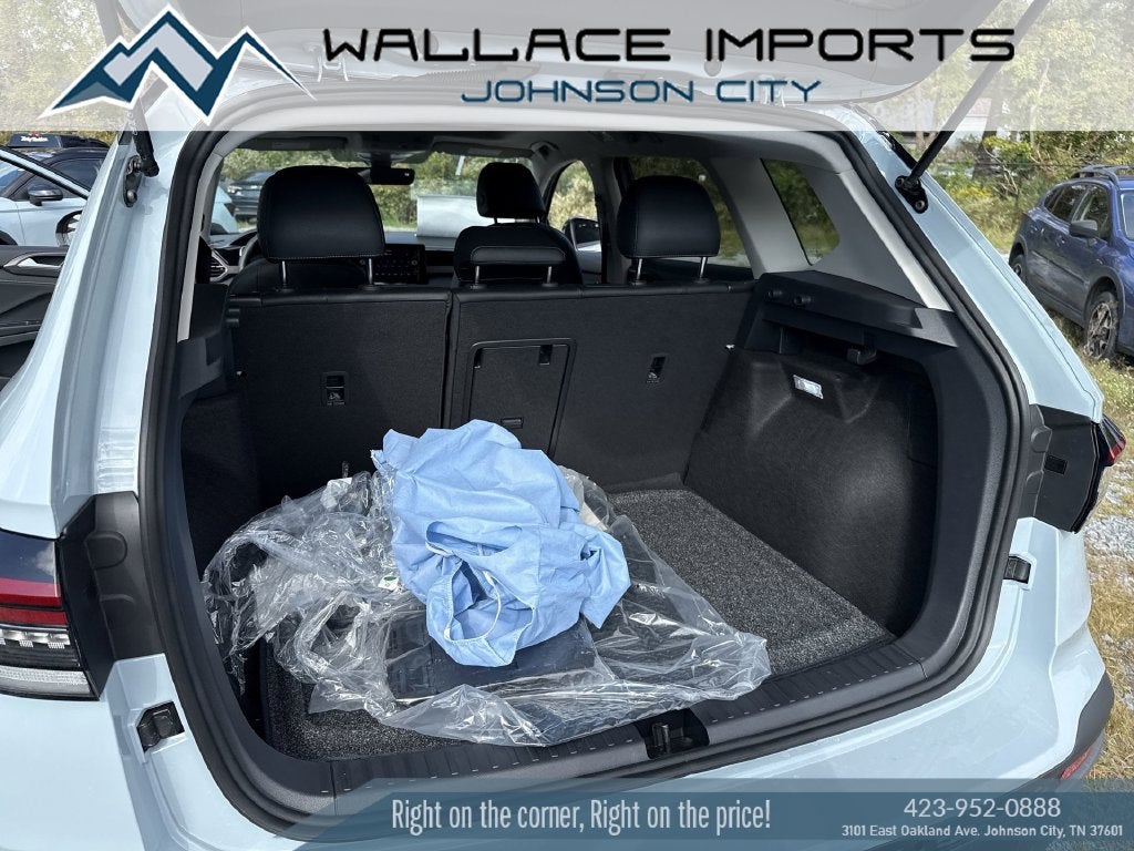 2027 Volkswagen Taos 1.5T SE
