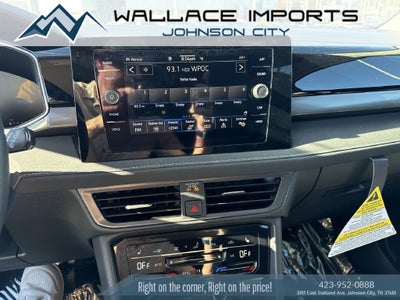 2027 Volkswagen Taos 1.5T SE