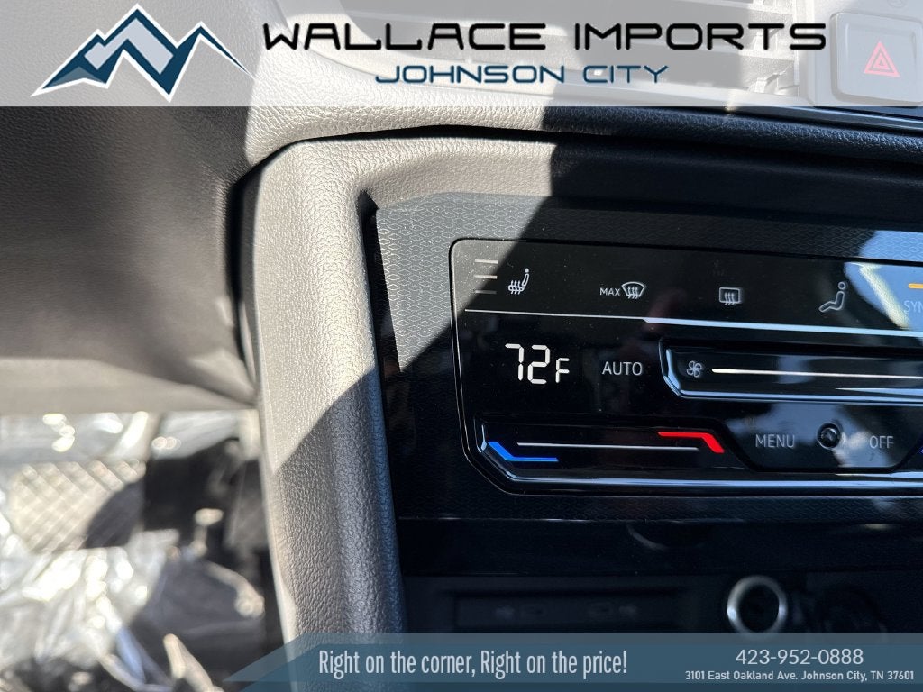 2027 Volkswagen Taos 1.5T SE