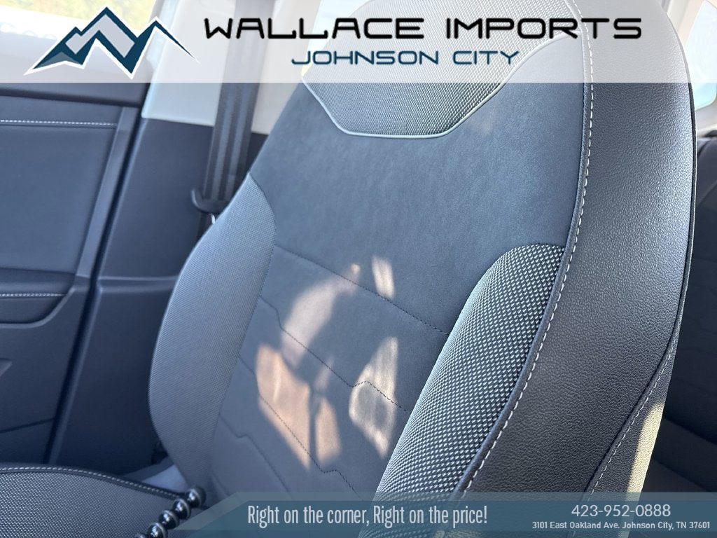 2027 Volkswagen Taos 1.5T SE