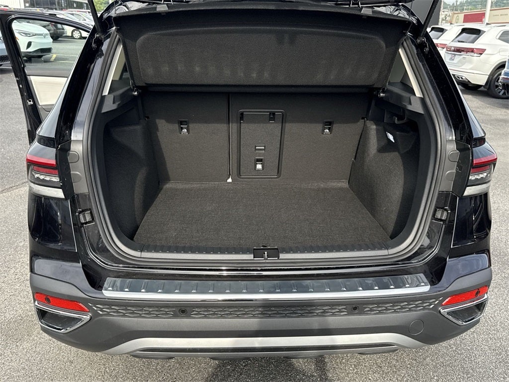 2025 Volkswagen Taos 1.5T SEL