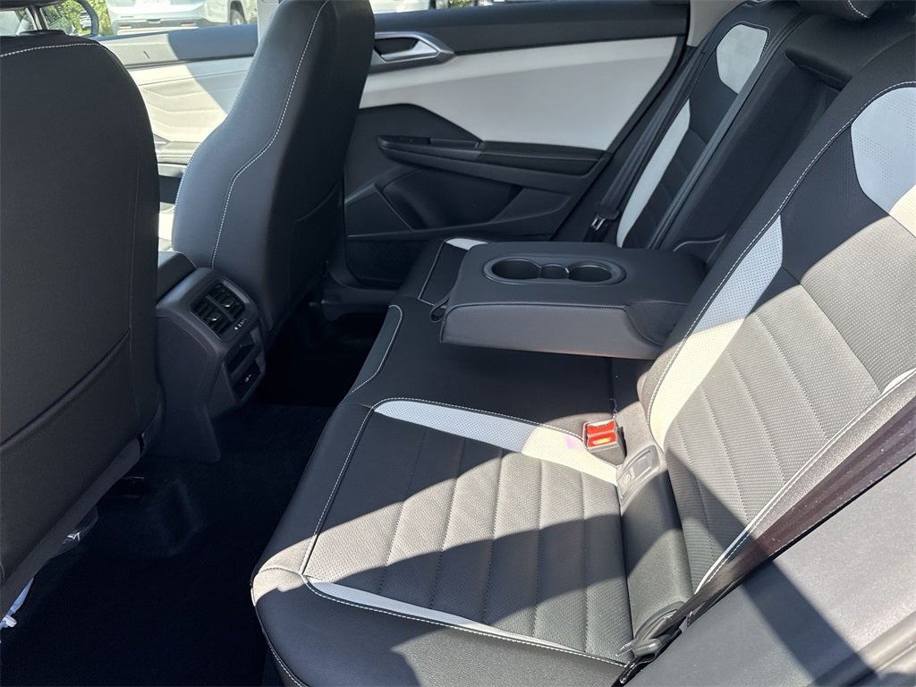 2025 Volkswagen Taos 1.5T SEL