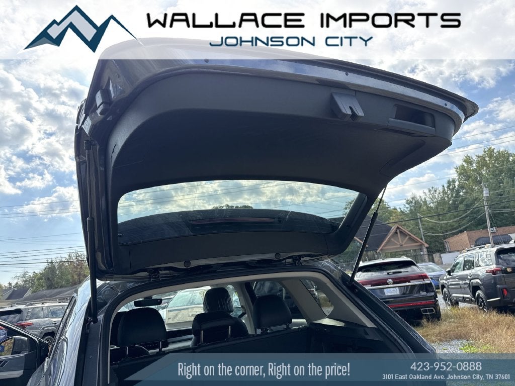 2027 Volkswagen Taos 1.5T SEL