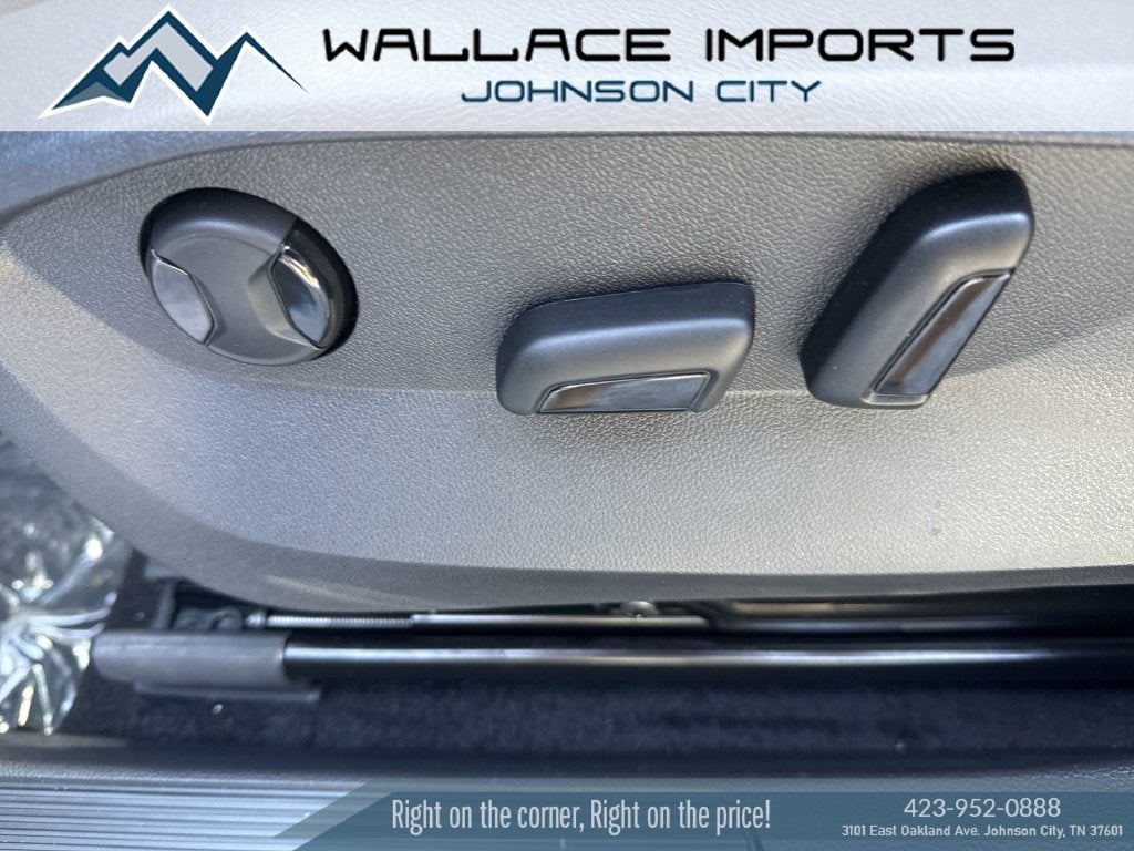 2027 Volkswagen Taos 1.5T SEL