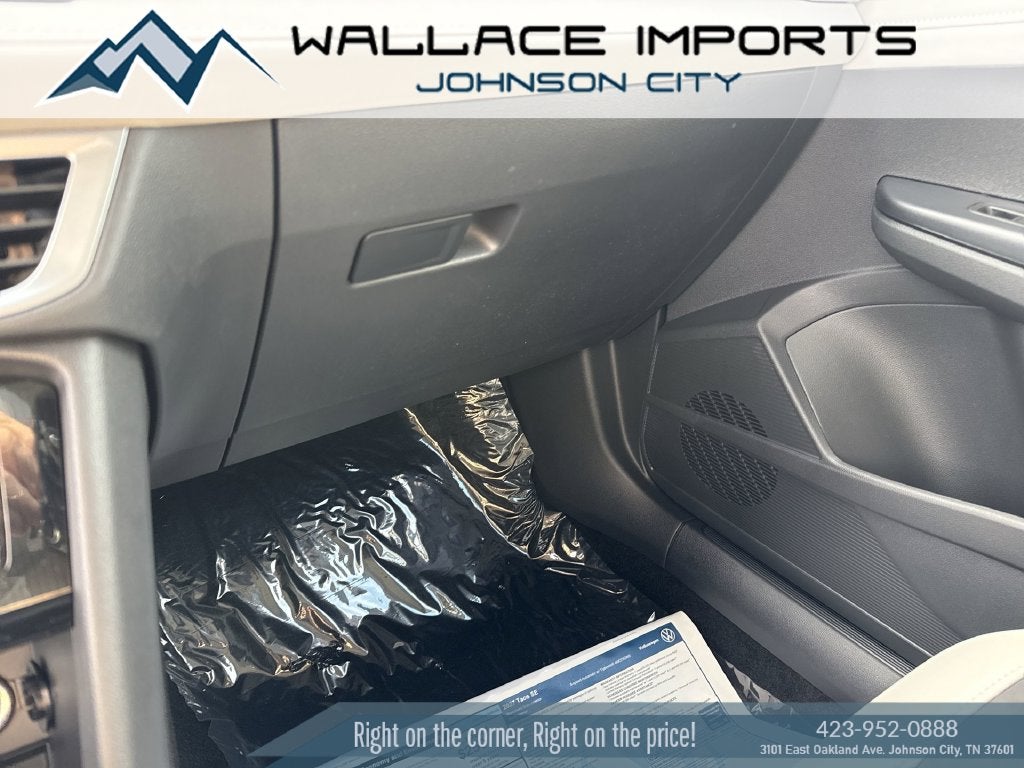 2027 Volkswagen Taos 1.5T SE