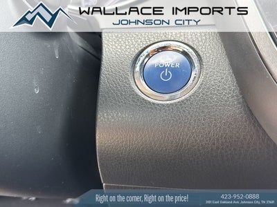 2020 Toyota Camry Hybrid XLE