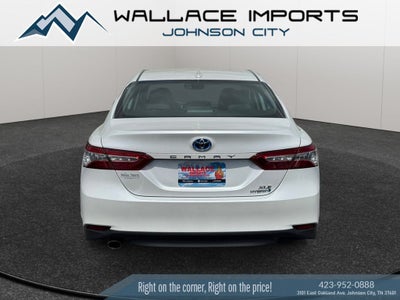 2020 Toyota Camry Hybrid XLE