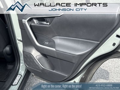 2023 Toyota RAV4 Hybrid XLE