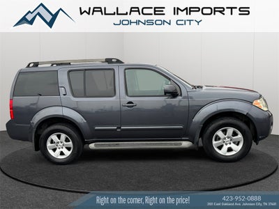 2011 Nissan Pathfinder SV