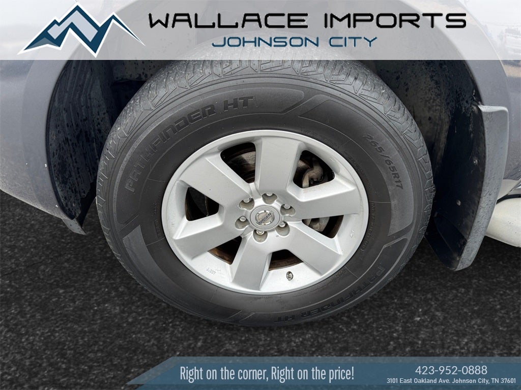 2011 Nissan Pathfinder SV