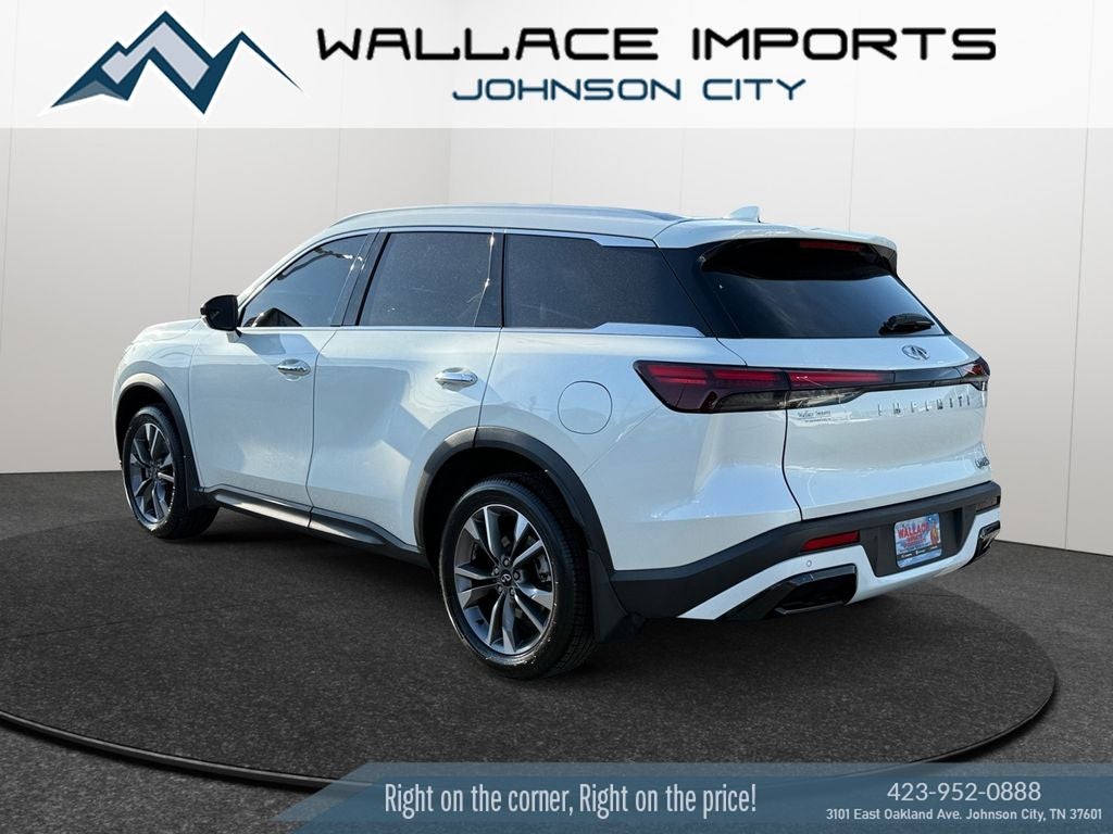 2023 INFINITI QX60 LUXE