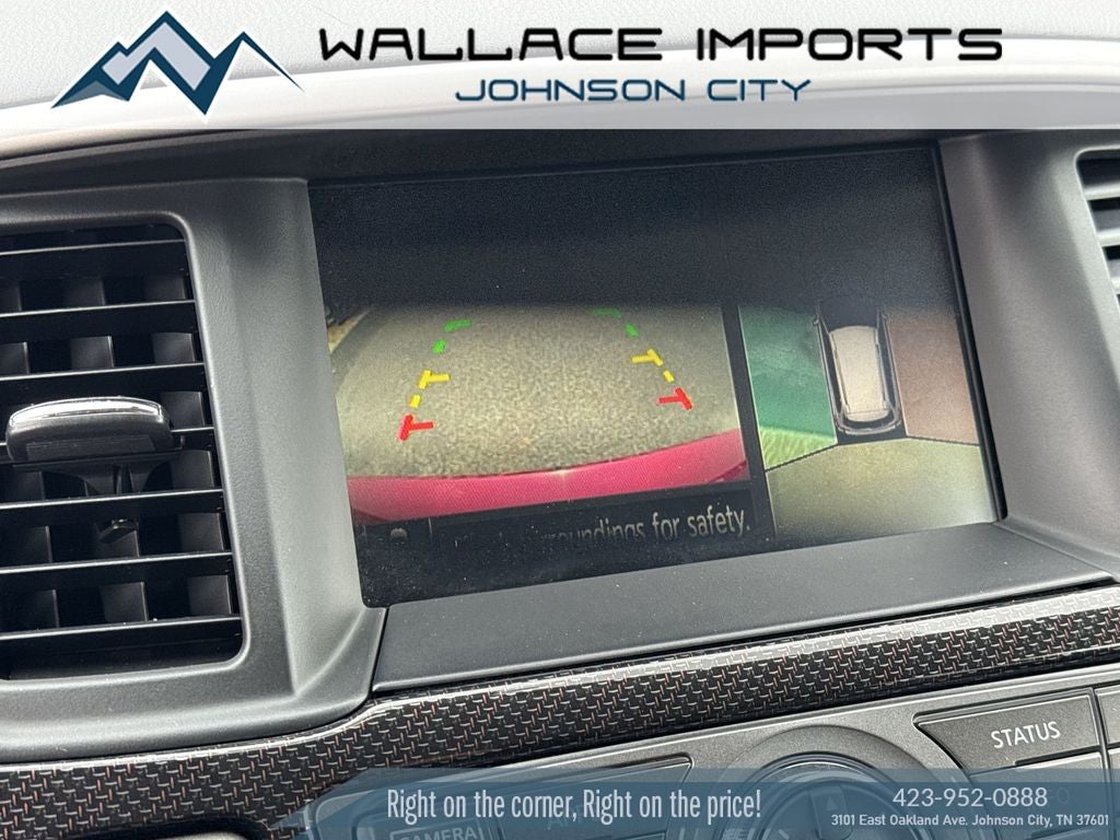 2020 Nissan Pathfinder SL