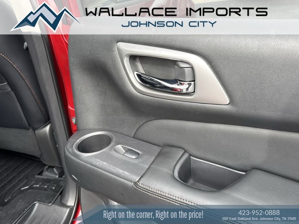 2020 Nissan Pathfinder SL