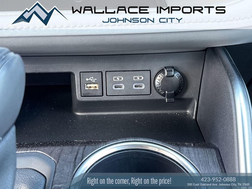 2024 Toyota Highlander Hybrid Platinum
