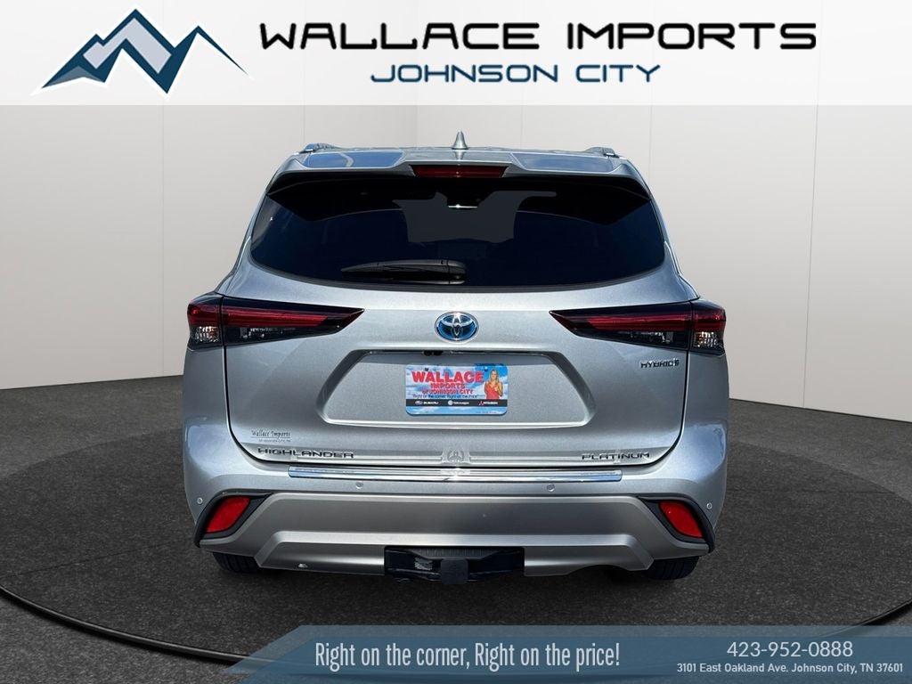 2024 Toyota Highlander Hybrid Platinum
