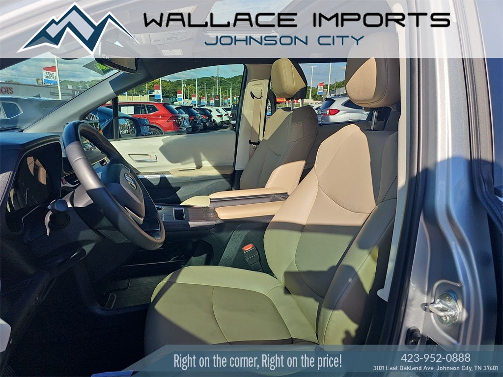 2021 Toyota Sienna XLE 7 Passenger