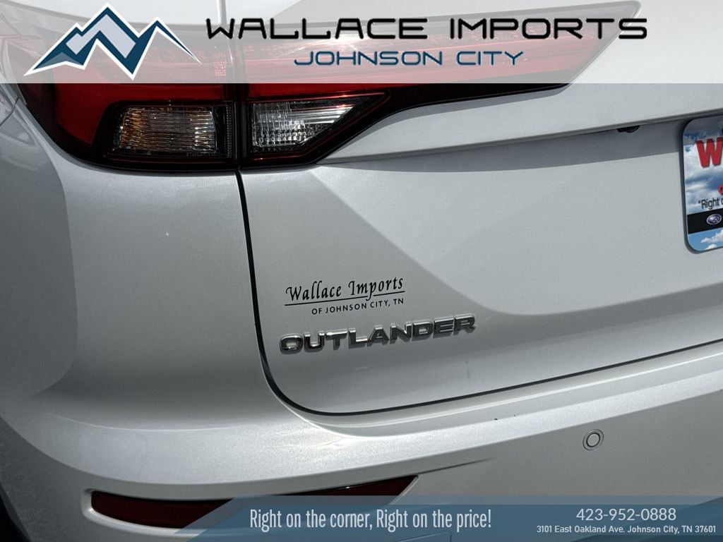 2024 Mitsubishi Outlander ES