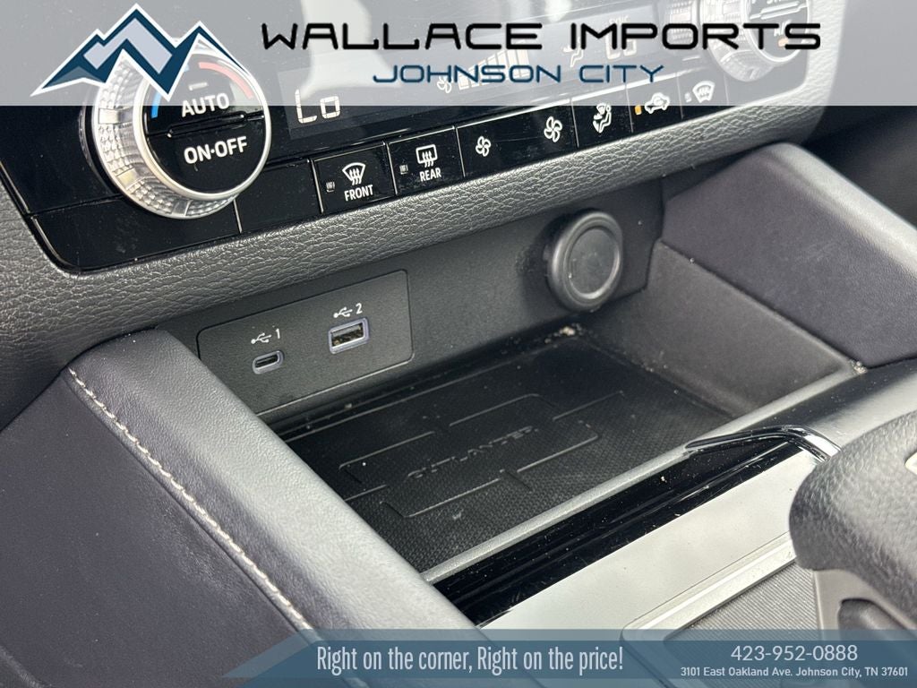 2024 Mitsubishi Outlander ES