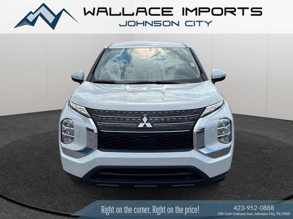 2024 Mitsubishi Outlander ES