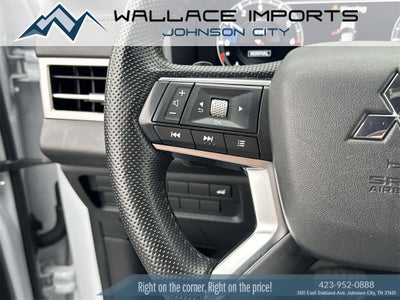 2023 Mitsubishi Outlander SE Black Edition