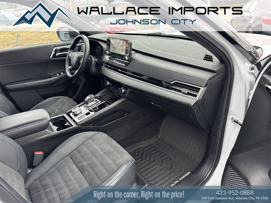 2023 Mitsubishi Outlander SE Black Edition