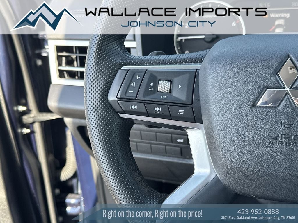 2022 Mitsubishi Outlander SE