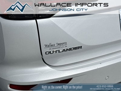 2025 Mitsubishi Outlander SE