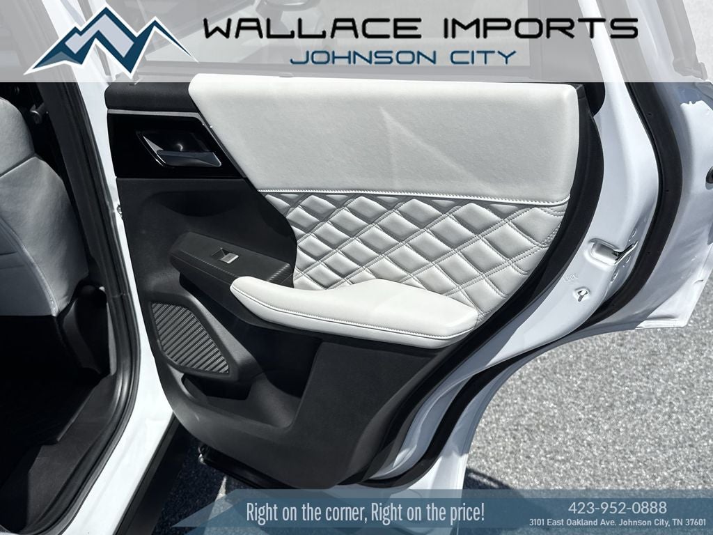 2023 Mitsubishi Outlander PHEV SEL