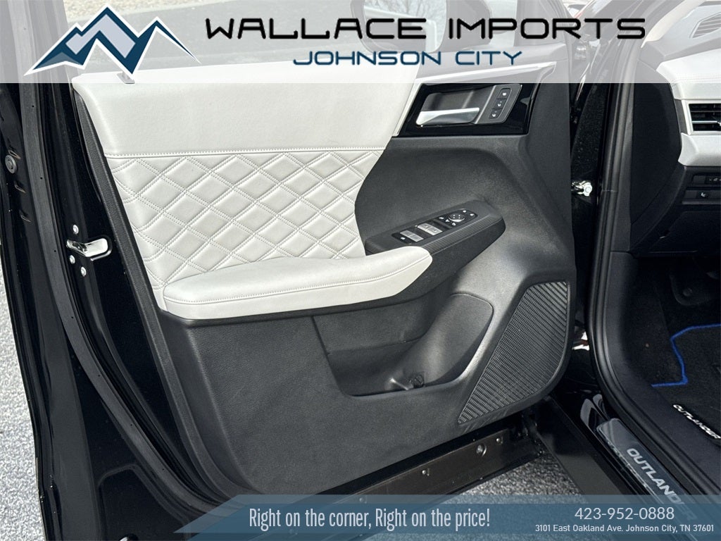 2024 Mitsubishi Outlander PHEV SEL Platinum Edition