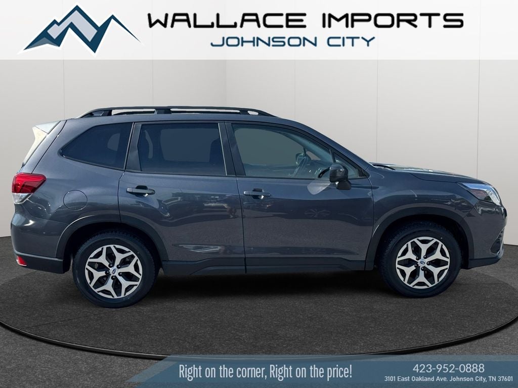 2023 Subaru Forester Premium