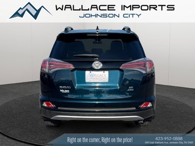 2017 Toyota RAV4 SE