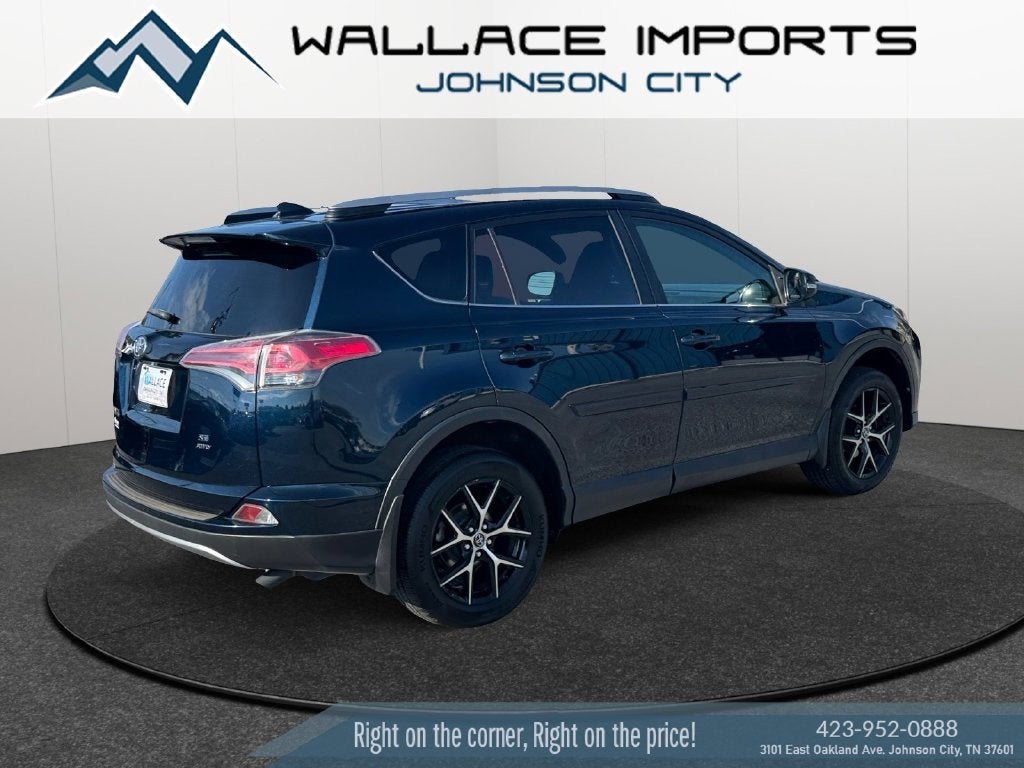 2017 Toyota RAV4 SE