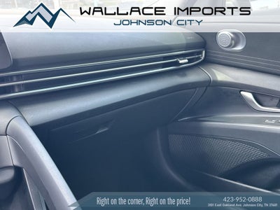 2024 Hyundai Elantra SE